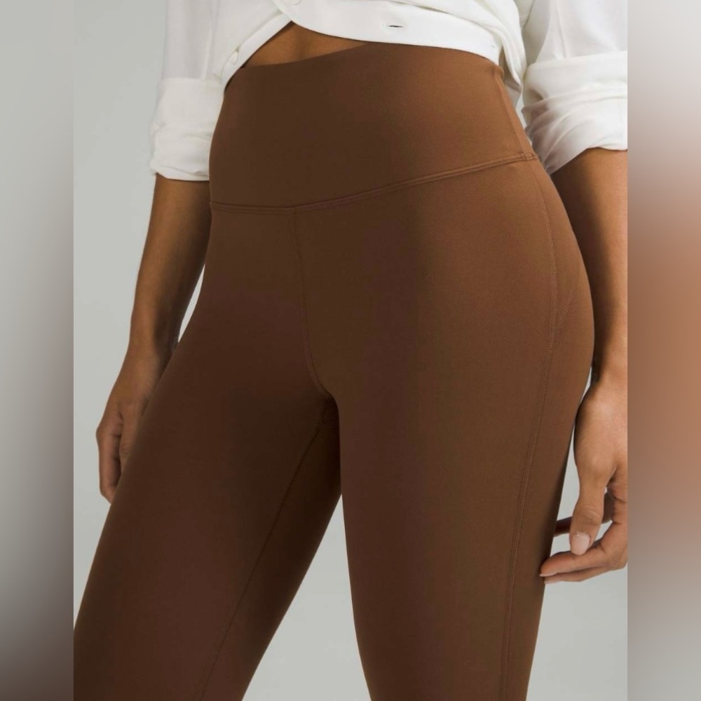 Lululemon Groove Super High-Rise Flared Pant Nulu – NWT, Size 6, Roasted Brown - Picture 3 of 8